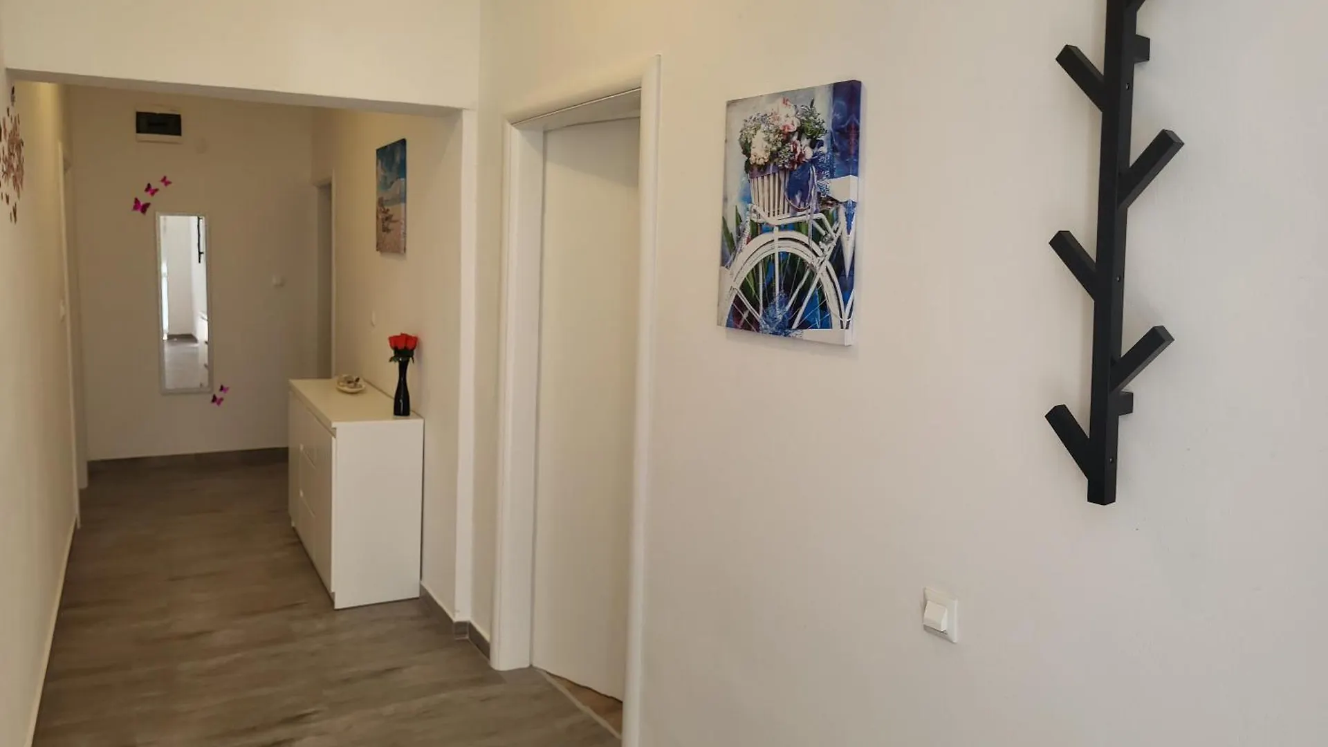 Apartment Elle With Free Private Parking Split